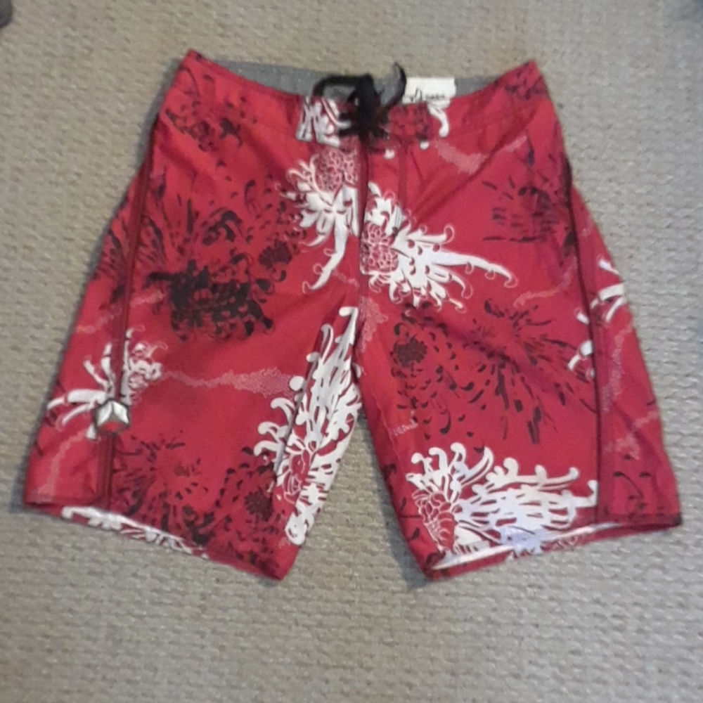 SHORTS BEACH HAWAIIAN MEDIUM SIZE